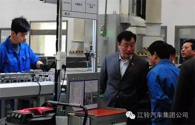 省長劉奇:江鈴讓我感受到現代化工廠的氣勢